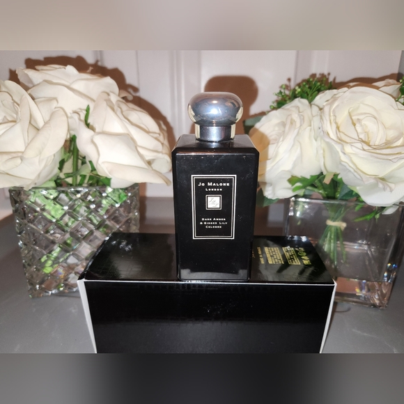 Vintage Dark Amber & Ginger Lily Cologne Spray by Jo Malone; 100ml / 3.4 fl.oz - Picture 2 of 13